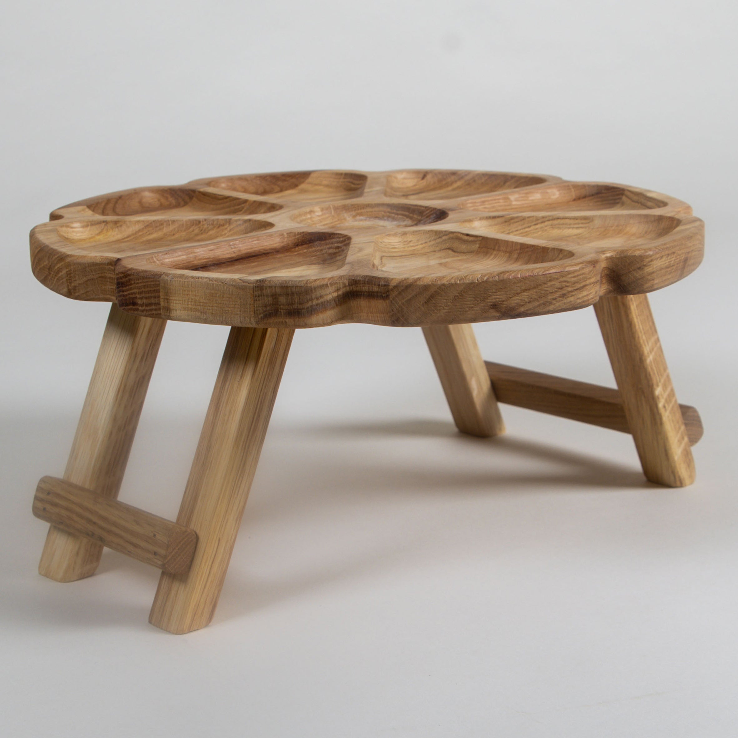 Mesa de Vinho “Camomila dos Cárpatos”